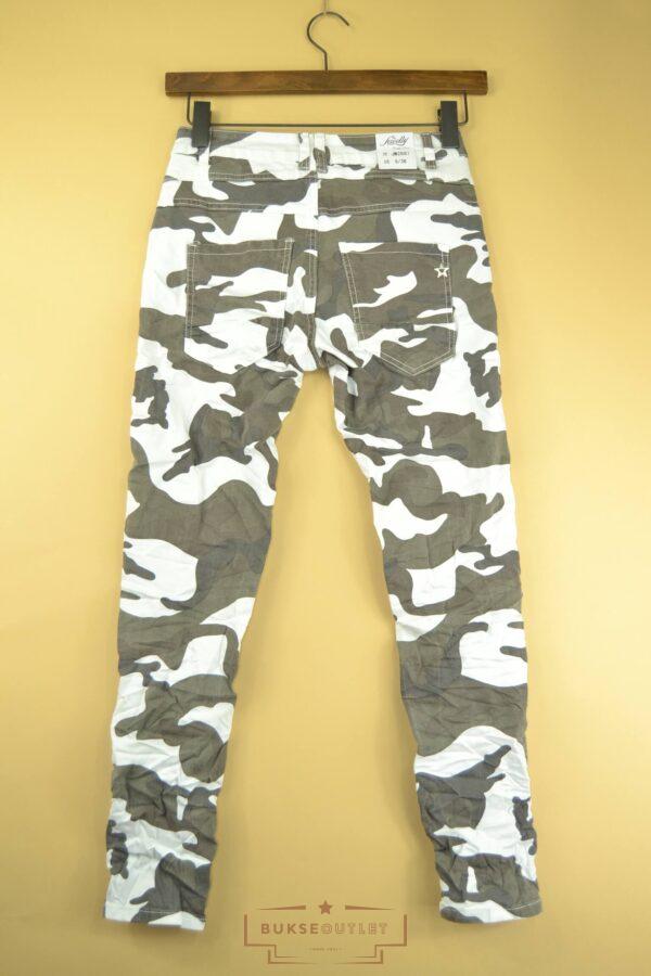 Jewelly (JW2681) Camouflage Jeans