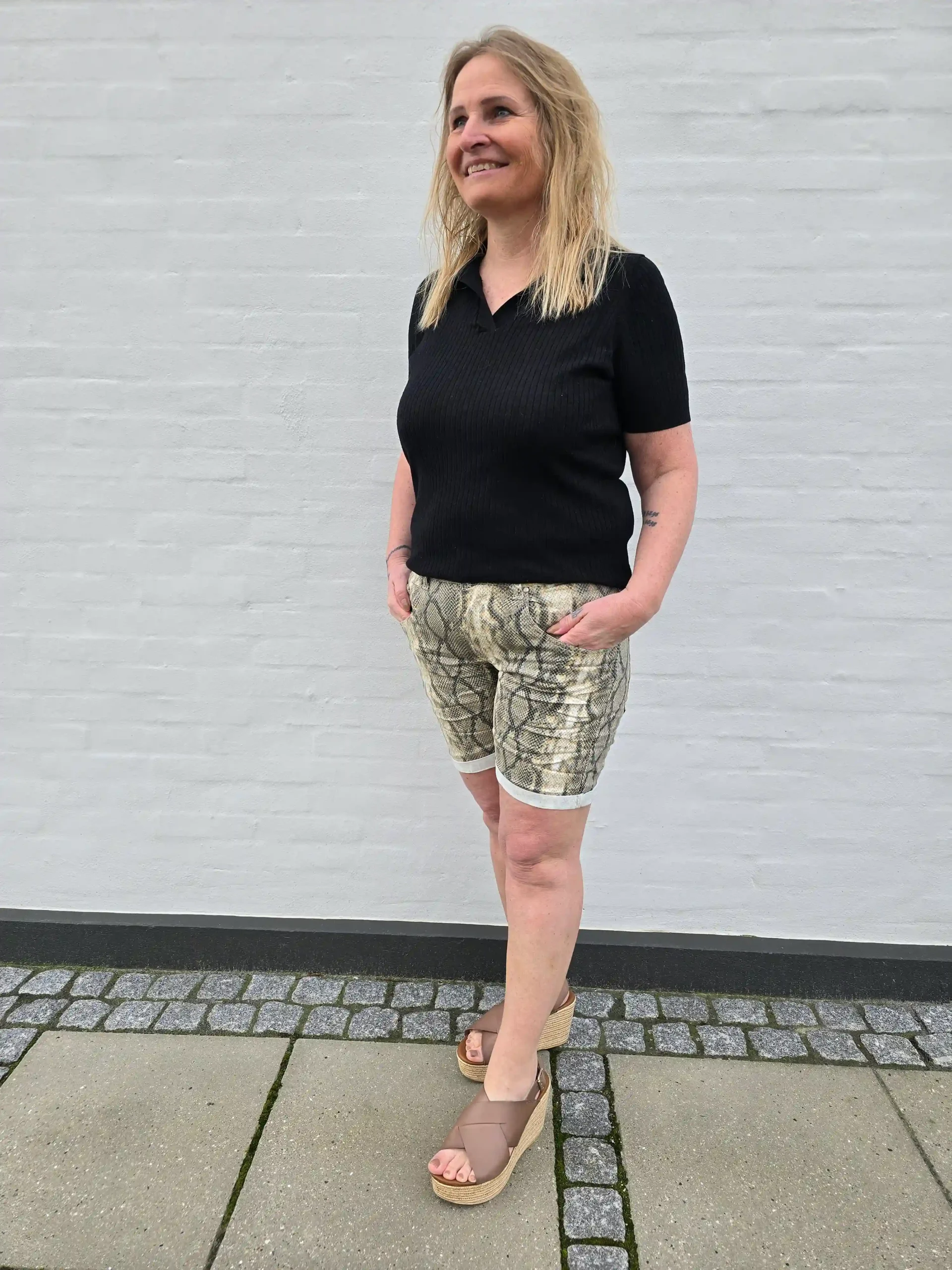 Place du Jour Snake Shorts – Moderne Dame Shorts med Stretch