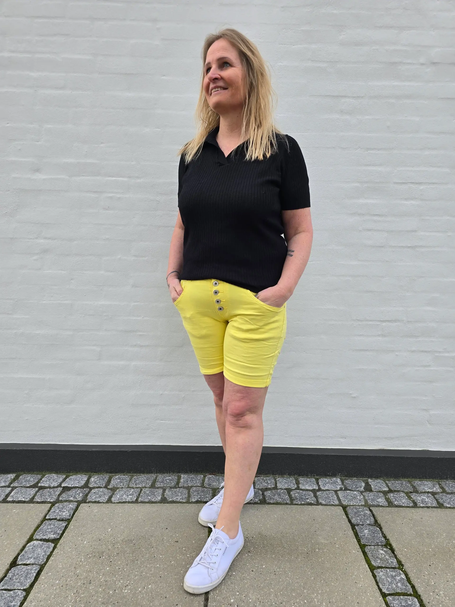 Place du Jour gul shorts